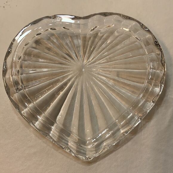 24 K Lead Crystal Heart Shaped Trinket Box Lid EUC - Picture 7 of 7